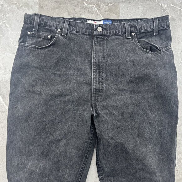 Vintage Levis 540 Jeans Mens 44x32 Relaxed Fit Tapered Leg Made USA 90s Denim - Picture 2 of 13